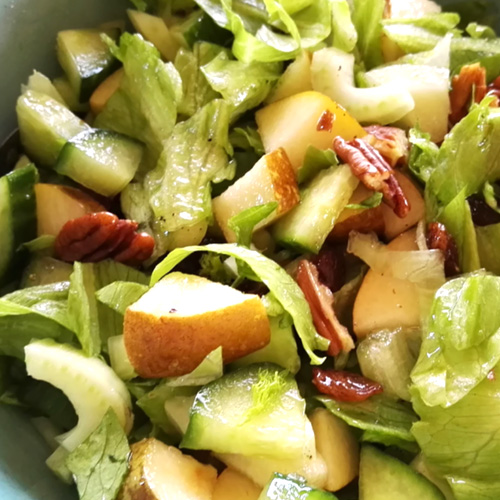Maaike Ursem gewichtsconsulente - Gevulde salade met peer en avocado - recept